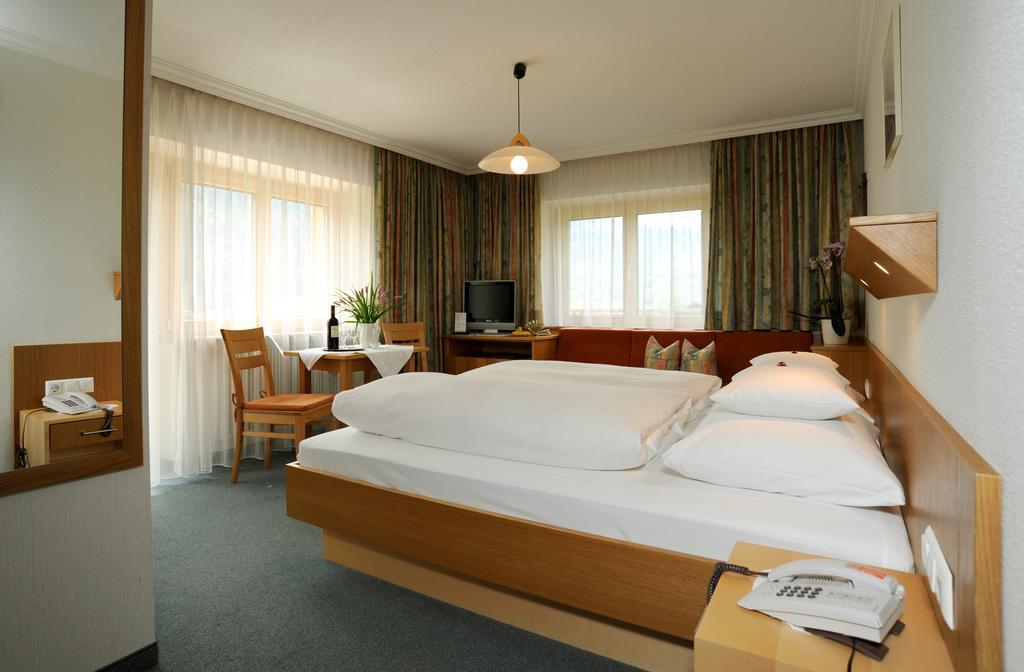 Haus Alpina Hotel Au (Vorarlberg) Bilik gambar